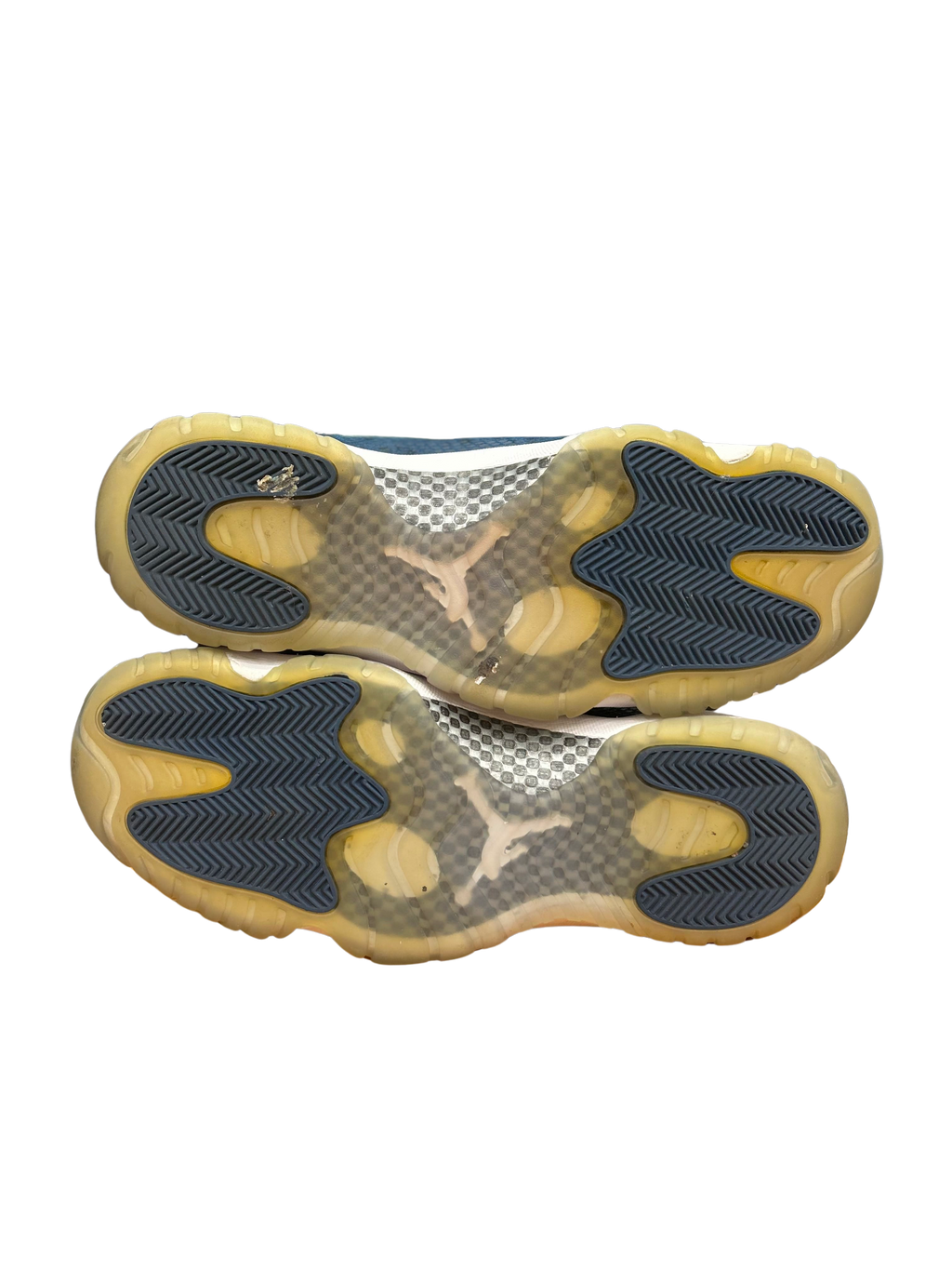 *USED* Jordan 11 Low "Snake Navy" CD6846-102"