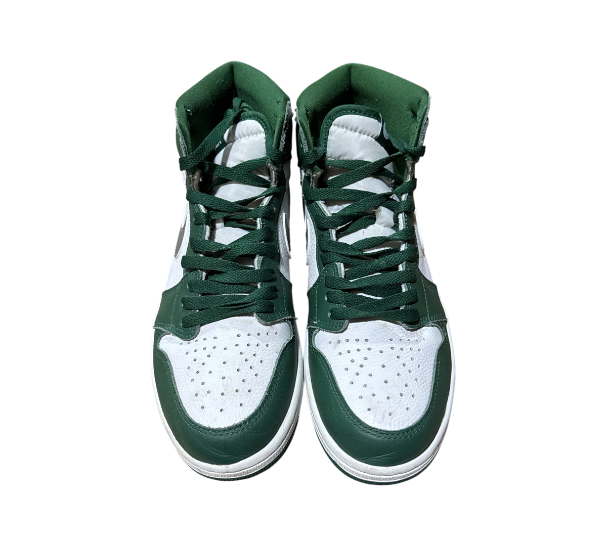 Genesis Boutique Jordan 1 Gorge Green high-top sneakers in white and green leather with visible toe box creasing
