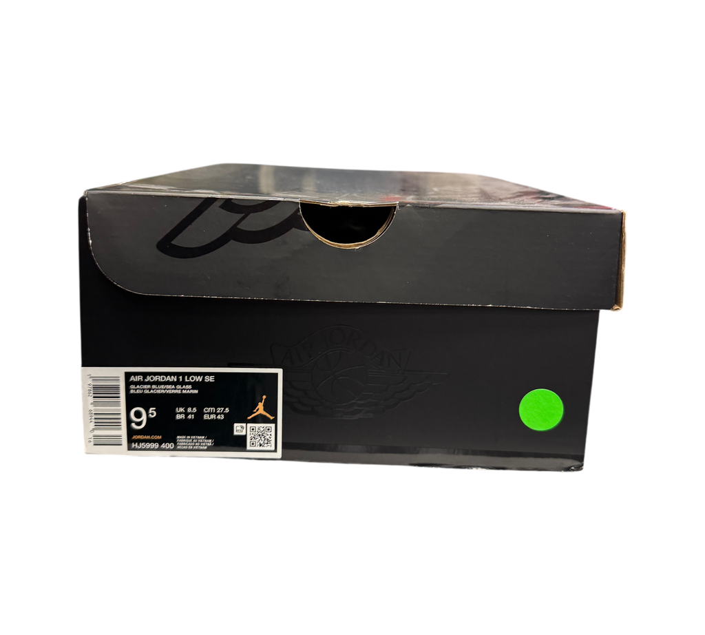 Genesis Boutique Jordan 1 Low Glacier Summit White shoe box with size 9.5 label and black branding details