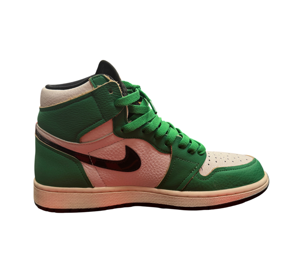 Genesis Boutique Jordan 1 High Lucky Green sneakers in white and green leather with a black swoosh on a Nike box