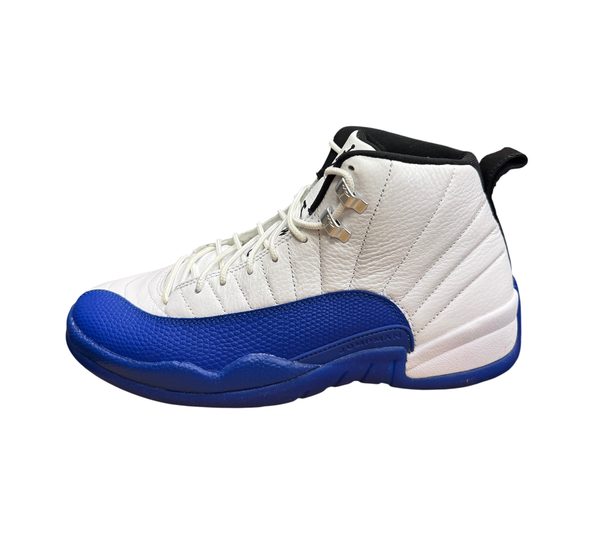 Genesis Boutique pre-owned Jordan 12 Blueberry sneakers in white and blue leather with metallic silver eyelets.