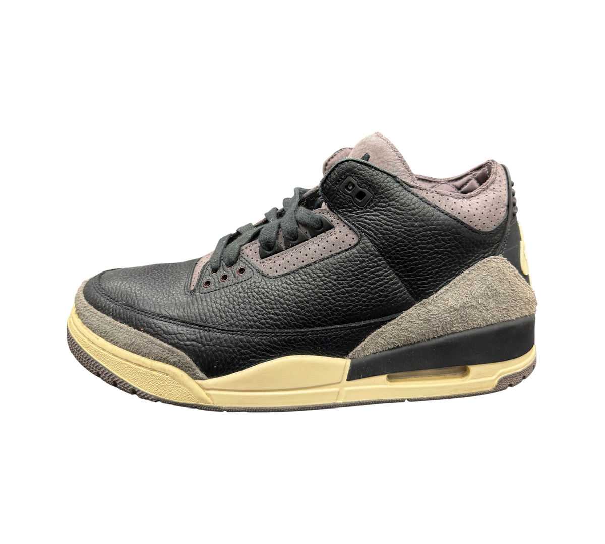 Genesis Boutique Jordan 3 A Ma Maniere sneakers in black tumbled leather with grey suede and vintage cream midsole