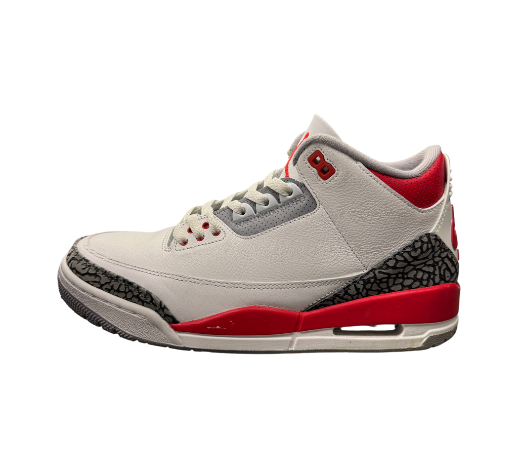 Genesis Boutique pre-owned Jordan 3 Fire Red sneakers in white leather with iconic grey elephant print and red accents