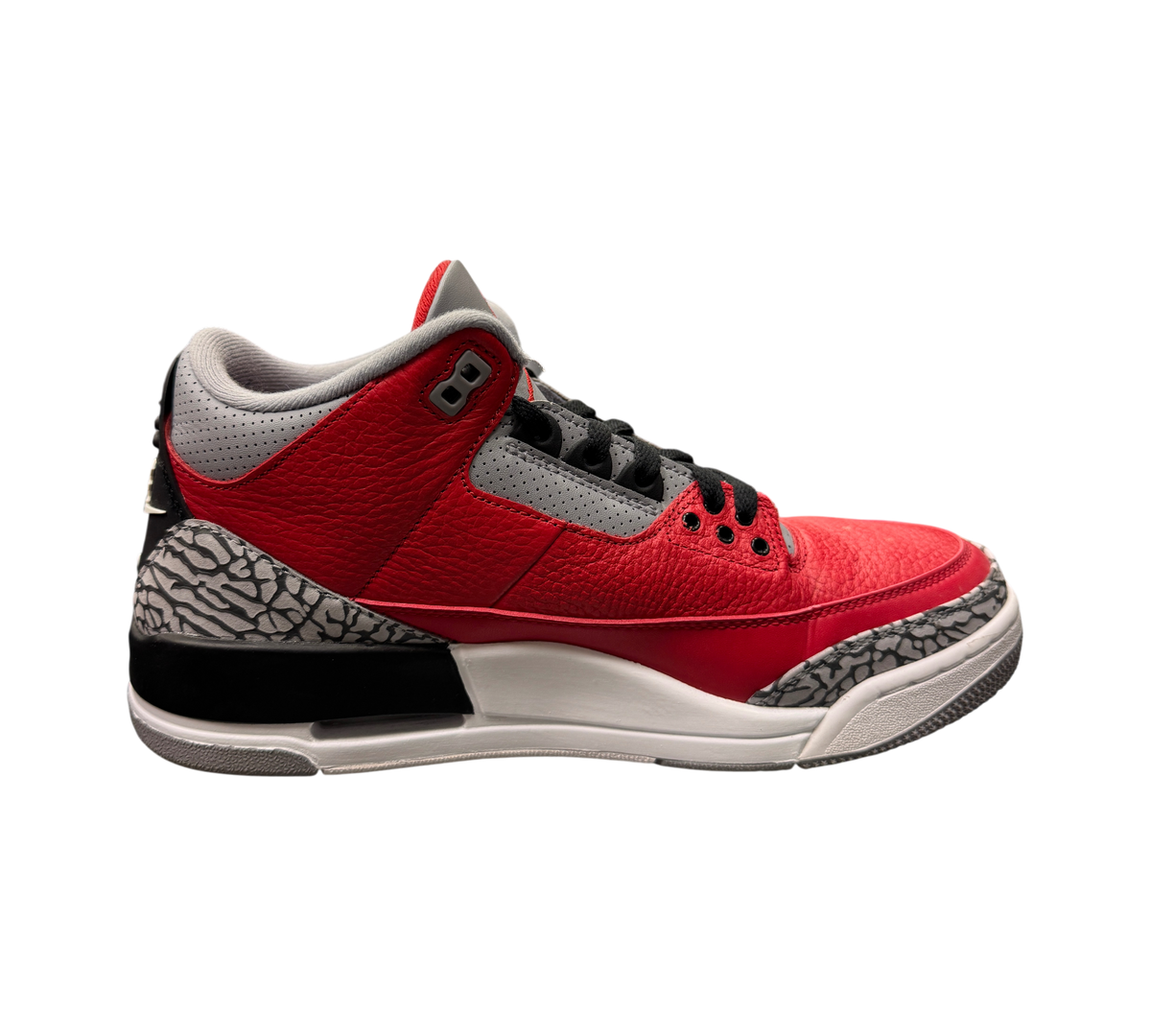 Genesis Boutique pre-owned Jordan 3 Unite Red Cement sneakers featuring red leather, grey accents, and elephant print.
