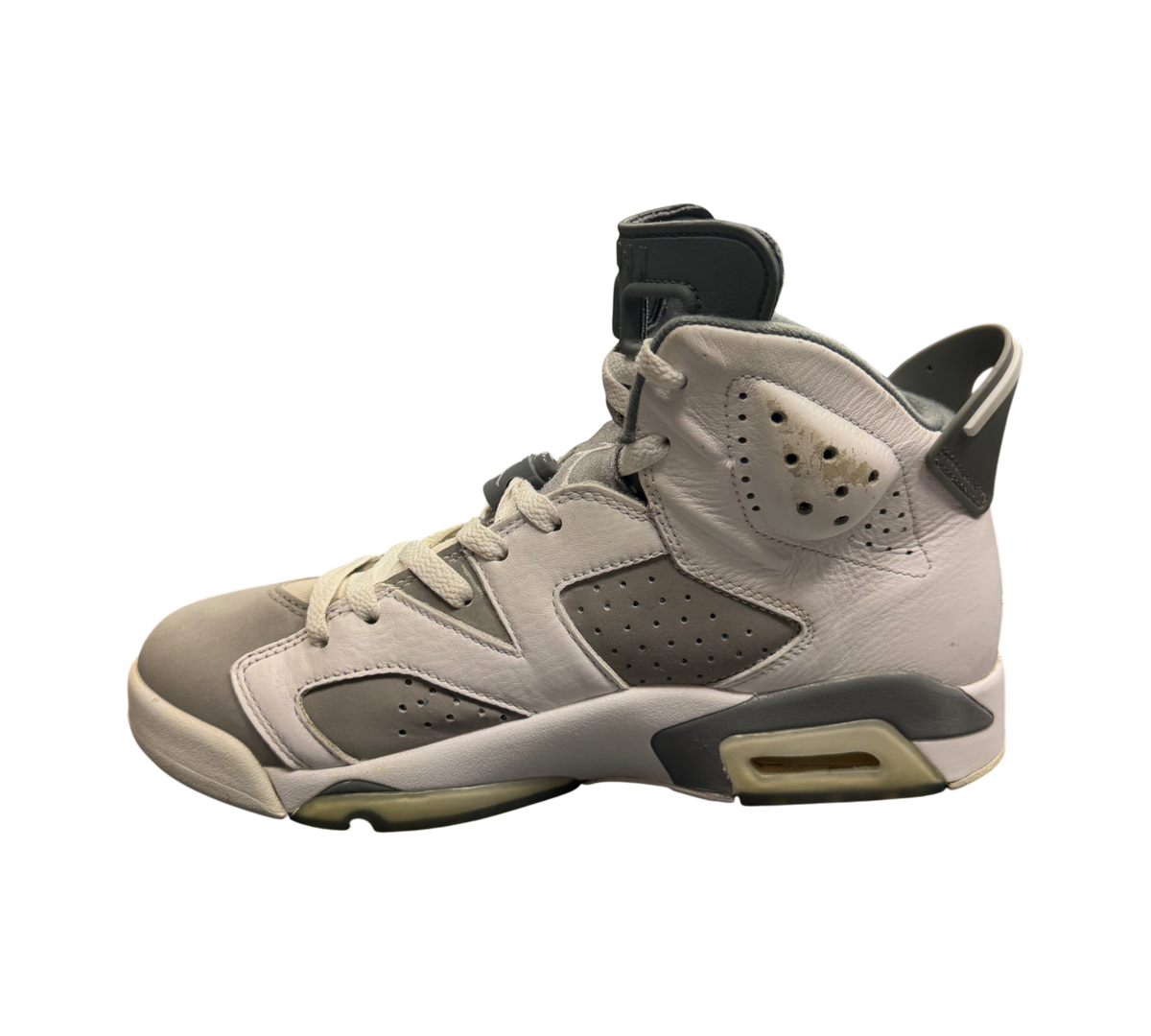 Genesis Boutique pre-owned Jordan 6 Cool Grey sneakers featuring white and grey leather panels on a black background
