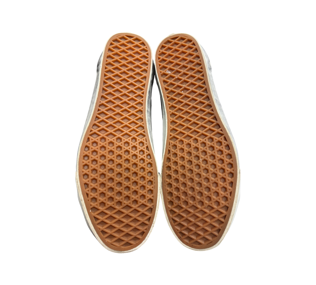 Genesis Boutique used Vans Old Skool 36 Pearlized sneakers showing the classic gum rubber waffle outsoles.